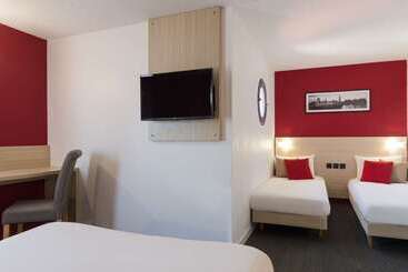 هتل The Originals City, Tabl Hôtel, Cambrai