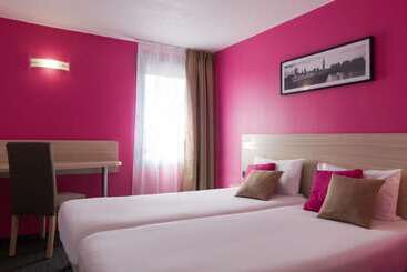 هتل The Originals City, Tabl Hôtel, Cambrai