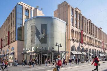 هتل Vendome