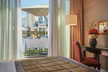 هتل Warwick Paris