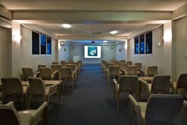 مُتل Nadi Bay Resort