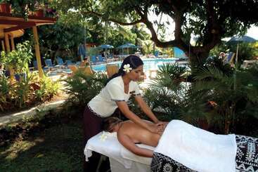 مُتل Nadi Bay Resort