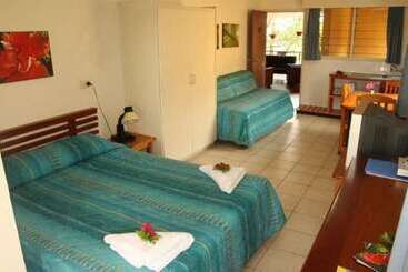 مُتل Nadi Bay Resort