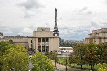 اقامتگاه Best Western  Au Trocadero