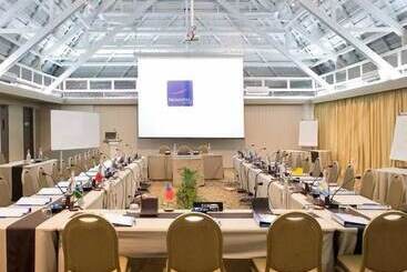 استراحتگاه Novotel Nadi