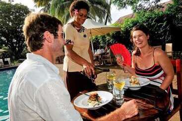 استراحتگاه Novotel Nadi