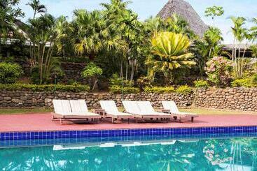 استراحتگاه Novotel Nadi
