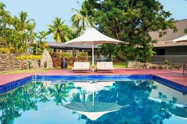 استراحتگاه Novotel Nadi