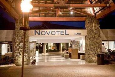استراحتگاه Novotel Nadi