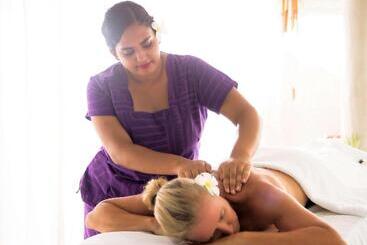 استراحتگاه Novotel Nadi