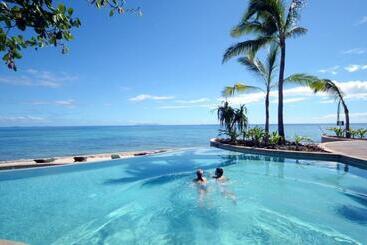 Nakelo Treasure Island Resort & Spa