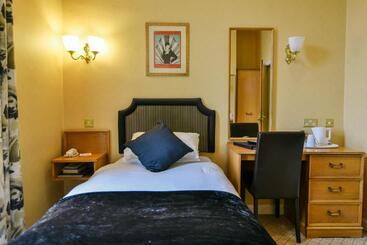 Cairndale Hotel & Spa