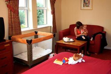 Cairndale Hotel & Spa