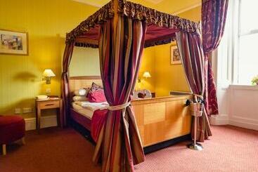 Cairndale Hotel & Spa