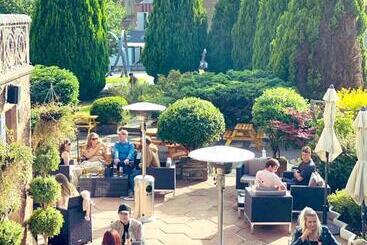 Cairndale Hotel & Spa