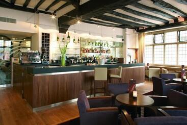 هتل Abode Canterbury