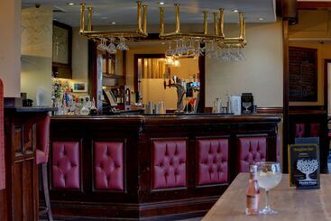 هتل Best Western Plough And Harrow