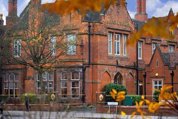 هتل Best Western Plough And Harrow