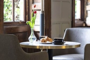 Bush Hotel Farnham