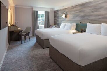 هتل Doubletree By Hilton Bath