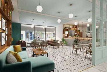 هتل Doubletree By Hilton Bath