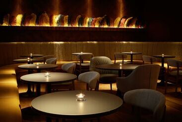 هتل Doubletree By Hilton Bath