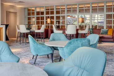 هتل Doubletree By Hilton Bath
