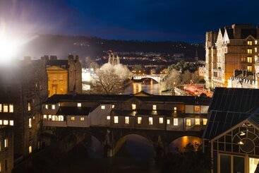 هتل Doubletree By Hilton Bath