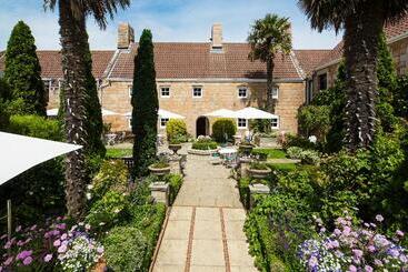 酒店 Greenhills Country House