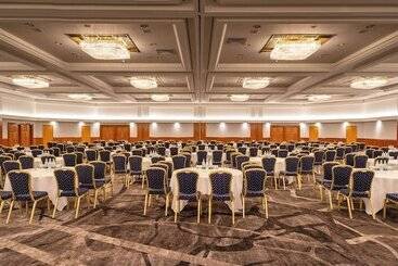 هتل Hilton Birmingham Metropole