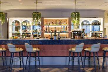 هتل Hilton Leeds City