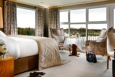 Killyhevlin Lakeside Hotel & Lodges