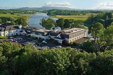 Killyhevlin Lakeside Hotel & Lodges