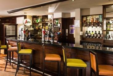 هتل Leonardo Inn Glasgow West End