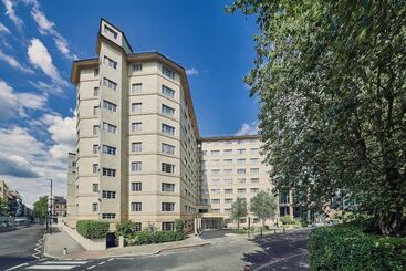 هتل Melia White House
