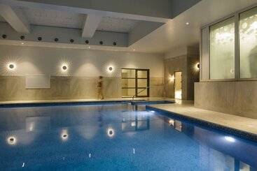 هتل Merchants Manor Spa