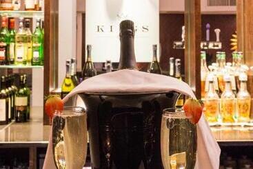 هتل Mercure Darlington Kings