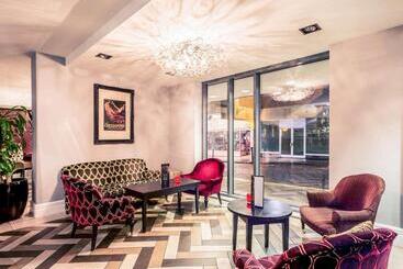 هتل Mercure Darlington Kings