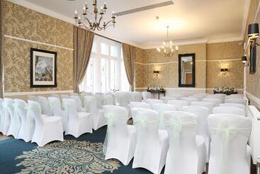 هتل Mercure Darlington Kings