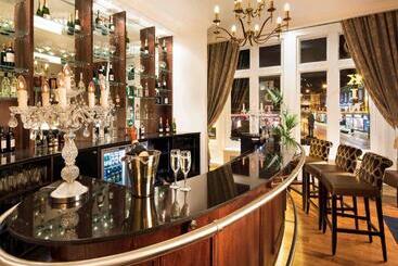 هتل Mercure Darlington Kings