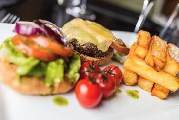هتل Mercure Darlington Kings