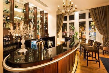 هتل Mercure Darlington Kings