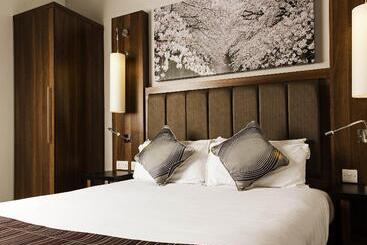 هتل Mercure Darlington Kings