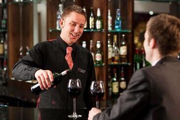 هتل Mercure Darlington Kings