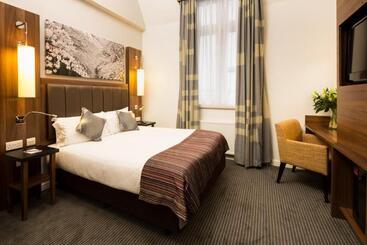 هتل Mercure Darlington Kings