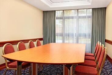 Sheraton Skyline Hotel London Heathrow - Hayes