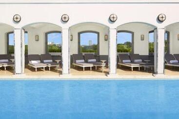 The Berkeley, Maybourne Hotel Collection