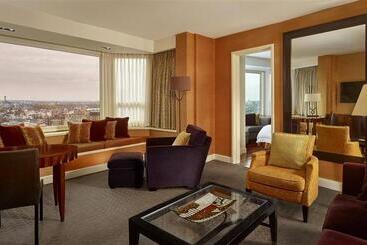 The Park Tower Knightsbridge, A Luxury Collection Hotel, London