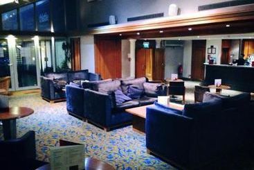 The Royal Angus Hotel