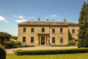 Bishopstrow Hotel And Spa Small Luxury Hotels Of The World